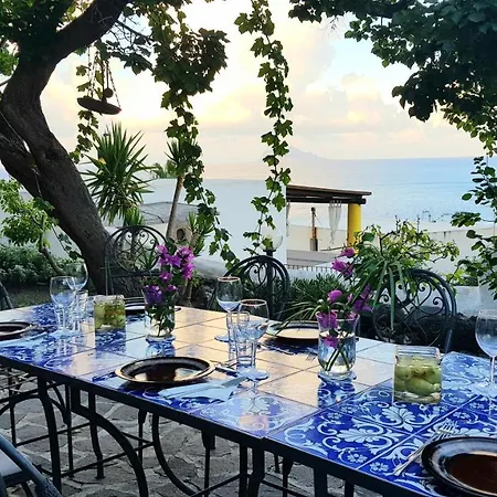 La Rossa Bed and breakfast
