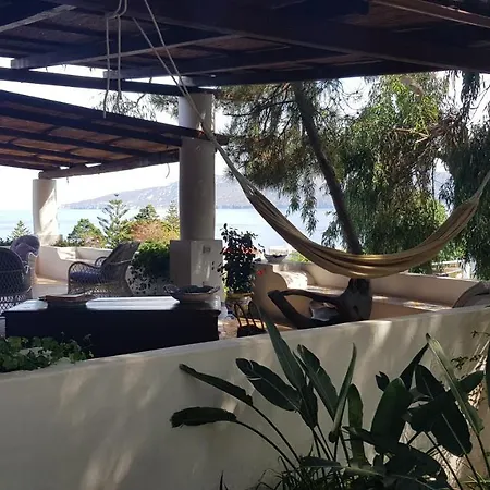 La Rossa Bed and breakfast 3*