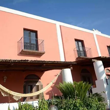 La Rossa Bed and breakfast Salina (Sicily)