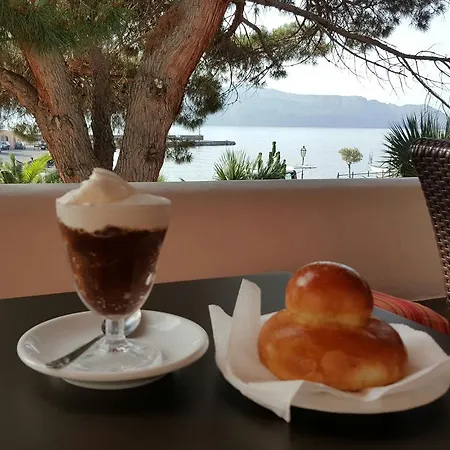 La Rossa Couette-café